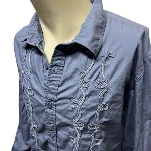 Helix Long Sleeve Embroidered Accents Collared Buttonup Shirt XXLarge